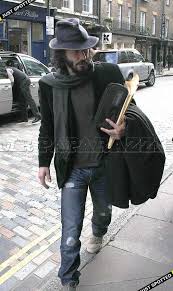 Just Spotted Keanu Reeves In London Keanu Reeves Keanu Reeves Life Keanu Reeves John Wick