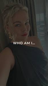 Ella Nicholson's Instagram, Twitter & Facebook