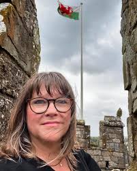 Author interview with Lois Templin