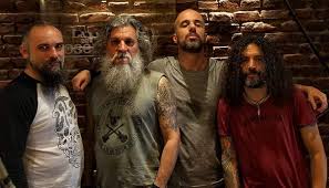 Sobrino del folclorista josé larralde y al frente de los antiguos, el artista busca en el pasado para cantarle al presente. Expreso Mediodia Con Pato Larralde De Sauron Fm La Patriada 102 1 Radiocut Colombia