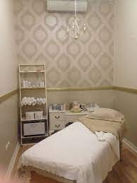 Massage Station For Self Family Partner Incorporate Into Bedroom With A Fluffy Bath Sheet Choice Spa Treatment Room Relaxation Room Beauty Treatment Room