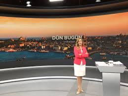 Trt binasını basan, kendilerine yurtta sulh konseyi diyen darbeci askerlerin, trt spikeri tijen karaş'a zorla okuttukları darbe. Trt Dun Bugun Trtdunbugun Twitter