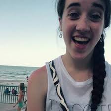 Daisy Tompkins (daisyto2000)