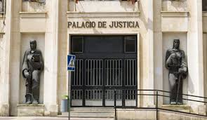Cinco Anos Y Medio De Prision Por Estafar 1 7 Millones De Euros Al Banco Santander En Zeneta La Opinion De Murcia