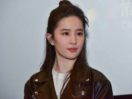 Check spelling or type a new query. Pemeran Mulan Liu Yifei Terima Kritik Dari Netizen Begini Faktanya Galadiva Com