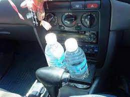 Anda boleh juga letakkan botol mineral ditempat yang tidak terdedah kepada panas matahari. Bahaya Air Botol Plastik Biar Lama Dalam Kereta Mynewshub