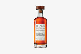 Never Now Produces An Elegant Typographic Identity For Small Batch Australian Whisky Hillwood The Brand Identit In 2020 Whisky Drinks Packaging Design Custom Bottles