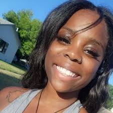 Beverly Duran's Instagram, Twitter & Facebook