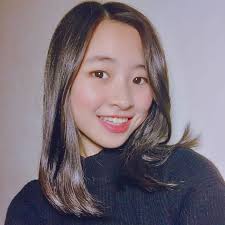 莊凌芸回母校墜10樓亡 檢警下午相驗遺體 東森新聞 2021/03/06 11:19(2小時前) 昨（5）日北市某私立學校驚傳墜樓事件，死者是一名女校友，隨後也證實是女歌手莊凌芸，她的最後一通電話是撥打手機給男友，透露有輕生的念頭，隨後從10樓走廊墜下，搶救後仍然宣告. Examkhtskdhvbm