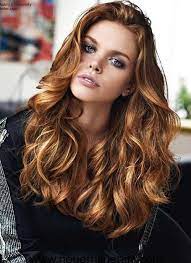 Short hairstyles for women over 60 with wavy hair. Schone Frisur Fur Welliges Haar Womens Hairstyles Long Hair Styles Hair Styles