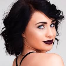 Hayley Sewell's Instagram, Twitter & Facebook