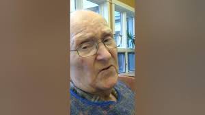 Ron Sings "Pack Up Your Troubles"