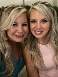 Shayna Davis's Instagram, Twitter & Facebook