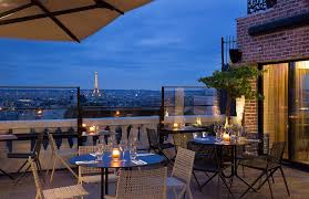 Les Plus Beaux Rooftops De Paris Pour Boire Un Verre Terrass Hotel Restaurant Sur Le Toit Terrasse Parisienne