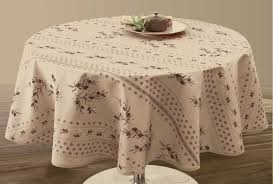 Nappe très tendance avec de jolies feuilles rouges pour habiller votre table en toutes circonstances. Nappe Anti Taches Olivette Beige Le Linge De Jules