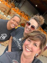 Y'all stop by and see us tomorrow between 4-6. Realtysouth Chelsea 331  Chelsea Corners Way….. We have pumpkins!! Thank you Jim Bryant and Eileen  Watkins for pulling it all together.