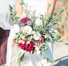 Blossom wedding flowers offers a versatile venue set up service. Wedding Flowers How To Get What You Want For The Price You Want Traveling Fig