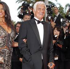 He died on may 8, 2010 in berlin, germany. Jean Paul Belmondo Wenn Du Eine Frau Kusst Lacht Das Publikum Welt