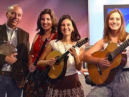 Corina and elisa meyer ferreira play a beautiful duet at amro music store in memphis, tennessee. Choro Das 3 Wikipedia A Enciclopedia Livre