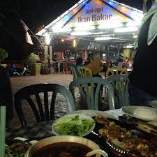 Tambahkan perasan jeruk lemon, cek rasa, matikan api sisihkan. Photos At Restoran Api Api Ikan Bakar Malay Restaurant