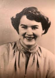 Janette Warren's Instagram, Twitter & Facebook