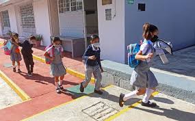 Vacúnalos para el regreso a clases. 0klezqecqyq Tm