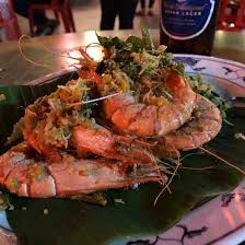 Di johor bahru, banyak sekali penjaja kuliner mulai dari warung kaki lima alias street food sampai rumah makan bintang lima. Restoran Tepi Pantai Johor Bahru Restaurant Reviews Phone Number Photos Tripadvisor