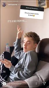 Etiqueta Nhconr1 En Twitter New Hope Club Relatable Meme Template