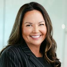 Savanah Evans's Instagram, Twitter & Facebook