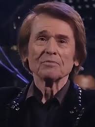 #Feliz1DeAbrilRaphael #LaMúsicaTambiénAbraza #Raphael