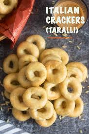 Great With Coffee Or Tea These Italian Crackers Taralli From South Italy Are Perfect For Snack Or Italian Recipes Traditional Wine Cookies Italian Recipes