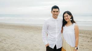 Adiguna has headed pt suntri sepuri, a pharmaceuticals company founded in 1998. 9 Tahun Menikah Tengok Romantisnya Dian Sastrowardoyo Dan Maulana Indraguna Sutowo Orami