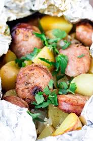 Used aidells chicken and apple sausages instead. Deliciouslittlebites On Twitter It S Time To Fire Up The Grill I M So Excited For My First Recipe Of The Season These Grilled Sausage Foil Packets With Cabbage And Potatoes Are Made With