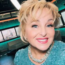 TUNE IN TODAY🎬 to Arizona Midday to catch Destry and I talking about  Products you really need to check out l, and a trending ingredient. It was  personally fun to be back