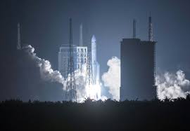 Sea launch) e essa foi a primeira vez que a china fez um lançamento desse tipo. China Lanca Potente Foguete Espacial Longa Marcha 5 Istoe Independente