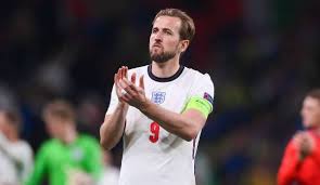 Striker has toiled in previous finals but is fully fit for italy game. Em 2021 Dann Bist Du Kein England Fan Harry Kane Sendet Emotionale Nachricht Nach Rassismus Vorfallen