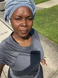 She makes it hard to keep track 🤫