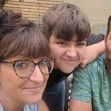 Fundraiser by Judith Fieldhouse : Help my beautiful Family Keep afloat