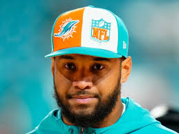 NFL News: Mike McDaniel, Dolphins snatch another Titans player after  signing great weapon for Tua Tagovailoa