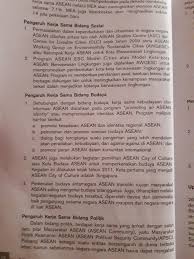 Mengingat indonesia menempatkan asean sebagai lingkungan utama dari politik luar negerinya, indonesia telah memainkan peran penting dalam perkembangan asean. Tuliskan Peranan Negara Negara Anggota Asean Di Bidang Ekonomi Sosial Budaya Politik Dan Keamanan Brainly Co Id