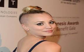 Kaley cuocos hairstylist admits that she will taper her hair once she has entered the awkward length stage. 12 Latest Kaley Cuoco Hairstyles And Hair Cuts To Try Out Tuko Co Ke