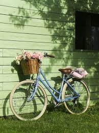 Vintage Bikes And Countryside Rides Bicicleta Velha Bicicleta Retro Bicicleta Na Decoracao