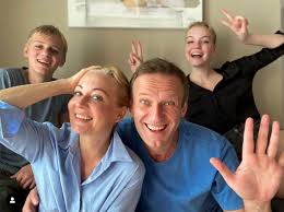 I'm 17 years old, and i'm from moscow. Navalny Says He Is Returning To Russia Despite Threatened Arrest The Washington Post