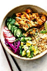 Veggies Rezept Vegan Tofu Poke Bowl Easy Your Eat Tofu Poke Bowl Rezept Vegan Easy Eat You In 2020 Poke Bowl Recipe Healthy Bowls Vegan Dinner Recipes
