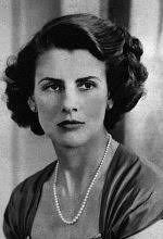 Fortune FitzRoy, Duchess of Grafton, * 1920