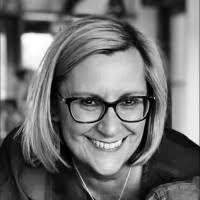 Robyn Griffiths's Instagram, Twitter & Facebook