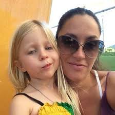 Kari Snyder (karislook)