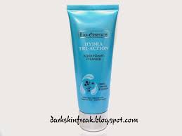Includes snail secretion and vitamins. Bio Essence Hydra Tri Action Aqua Foamy Cleanser Review Face Cleanser Review Face Cleanser Essence