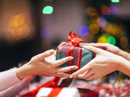 Use our interactive gift guide finder to discover the best presents for him and her, or the perfect toys for kids. Valentines Day Financial Gifting Ideas Two Financial Gifting Options For Your Loved Ones This Valentine S Day The Economic Times