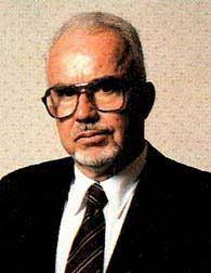 Jerome mccarthy and published in 1960 in his book basic marketing. Http Www Markenlexikon Com Texte Transfer Kilian Seit 60 Jahren Praegen Die 4 Ps Von Mccarthy Das Marketing 1 2020 Pdf